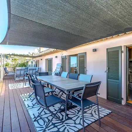 Villa Superbe Maison, Toit Terrasse, Climatisee, Parking
