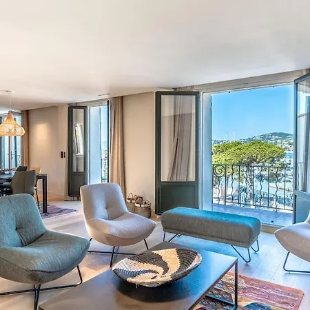 Villa Superbe Maison, Toit Terrasse, Climatisee, Parking *