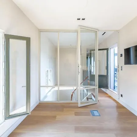 Villa Superbe Maison, Toit Terrasse, Climatisee, Parking