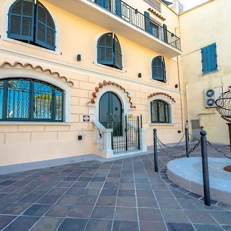 Villa Superbe Maison, Toit Terrasse, Climatisee, Parking Sainte-Maxime