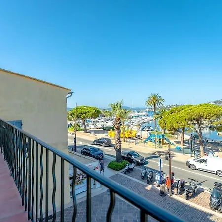Superbe Maison, Toit Terrasse, Climatisee, Parking Sainte-Maxime