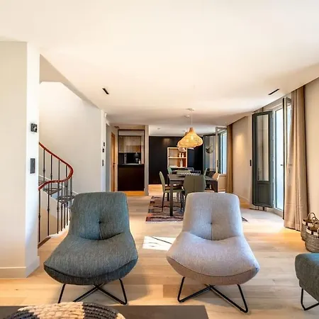Villa Superbe Maison, Toit Terrasse, Climatisee, Parking *