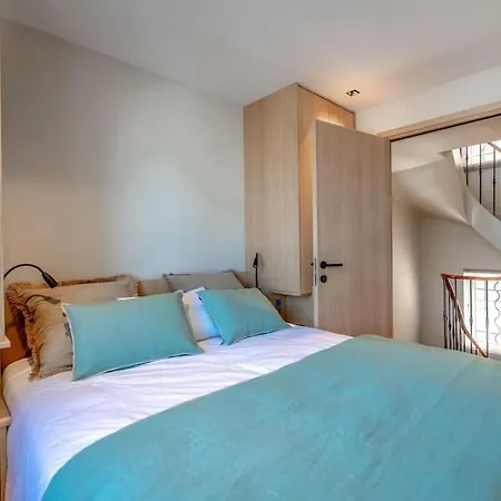 Villa Superbe Maison, Toit Terrasse, Climatisee, Parking *